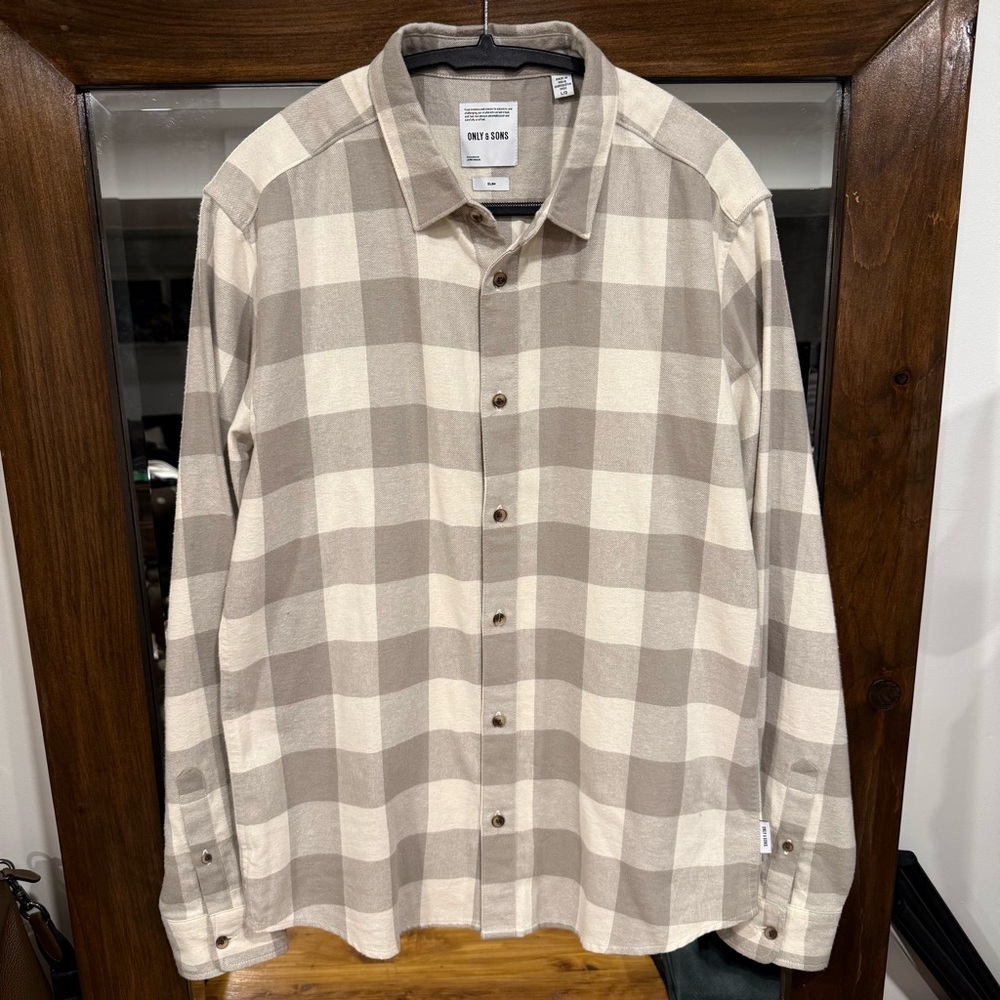 NWOT ONLY & SONS Beige and Brown Checkered Shirt